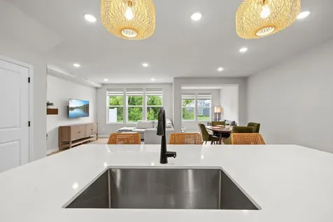 4901 Avery Court Eagan MN 55123
