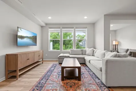4901 Avery Court Eagan MN 55123