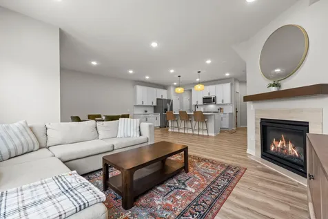 4901 Avery Court Eagan MN 55123