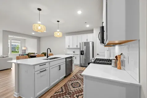 4901 Avery Court Eagan MN 55123