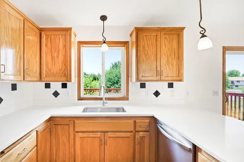 1026 Pioneer Trail SE Cambridge MN 55008