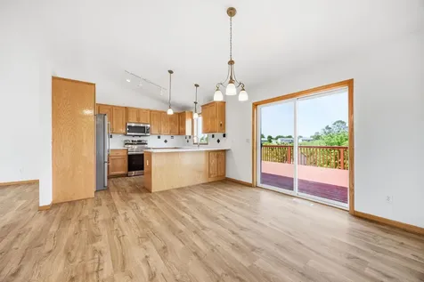 1026 Pioneer Trail SE Cambridge MN 55008