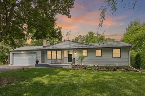 24850 Amlee Road Shorewood MN 55331