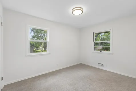 24850 Amlee Road Shorewood MN 55331