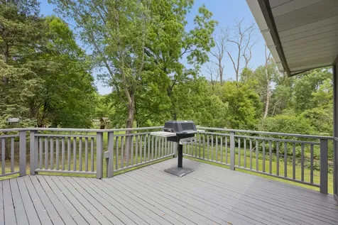 24850 Amlee Road Shorewood MN 55331