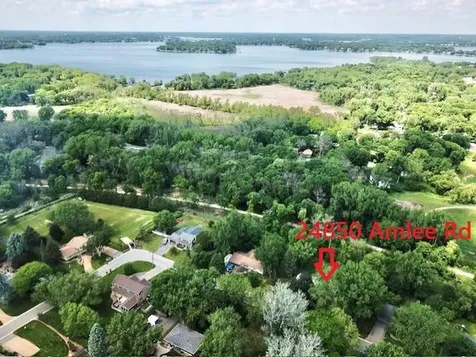 24850 Amlee Road Shorewood MN 55331
