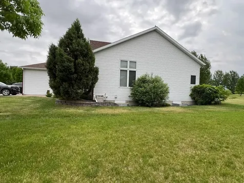 3104 31st Street S Fargo ND 58103