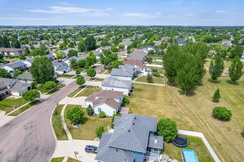 3104 31st Street S Fargo ND 58103