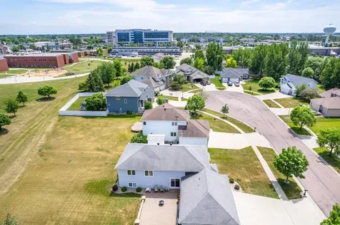 3104 31st Street S Fargo ND 58103