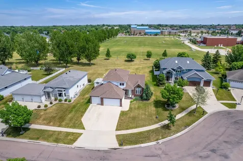 3104 31st Street S Fargo ND 58103