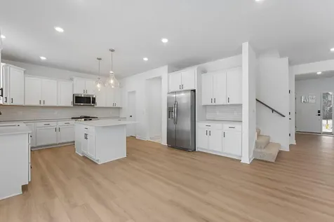 7537 Upper 42nd Street N Oakdale MN 55128