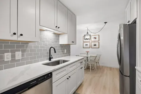 215 Barry Avenue S Wayzata MN 55391