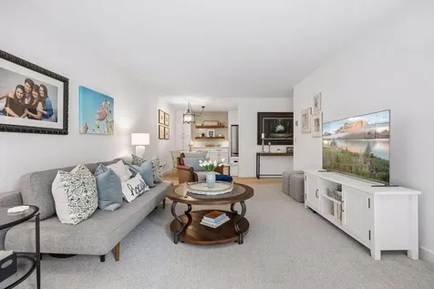 215 Barry Avenue S Wayzata MN 55391
