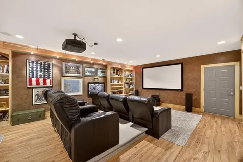4400 Ettenmoor Lane SW Rochester MN 55902