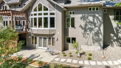 4400 Ettenmoor Lane SW Rochester MN 55902