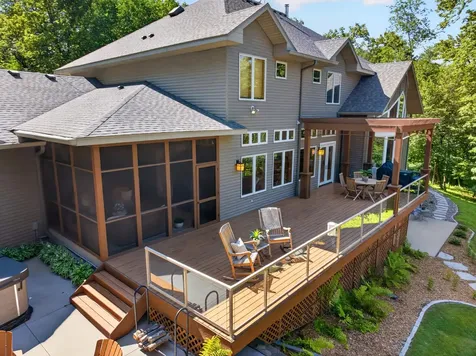 4400 Ettenmoor Lane SW Rochester MN 55902