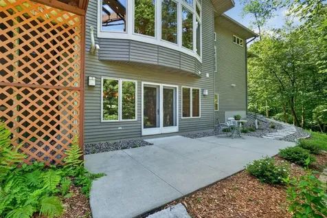 4400 Ettenmoor Lane SW Rochester MN 55902
