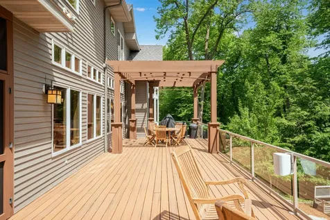 4400 Ettenmoor Lane SW Rochester MN 55902