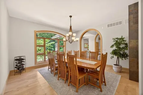 4400 Ettenmoor Lane SW Rochester MN 55902