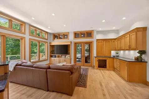 4400 Ettenmoor Lane SW Rochester MN 55902