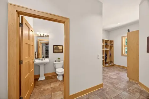 4400 Ettenmoor Lane SW Rochester MN 55902
