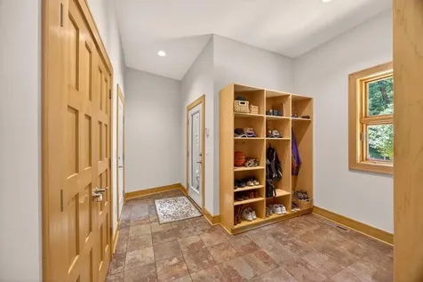 4400 Ettenmoor Lane SW Rochester MN 55902