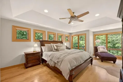 4400 Ettenmoor Lane SW Rochester MN 55902