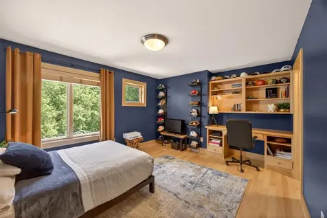 4400 Ettenmoor Lane SW Rochester MN 55902