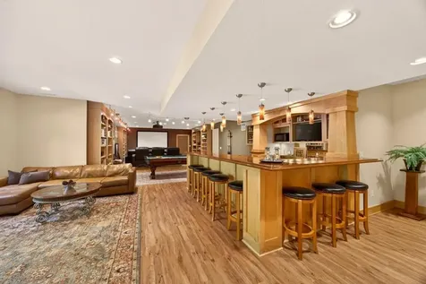 4400 Ettenmoor Lane SW Rochester MN 55902