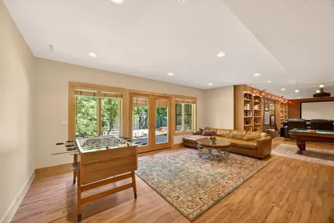 4400 Ettenmoor Lane SW Rochester MN 55902