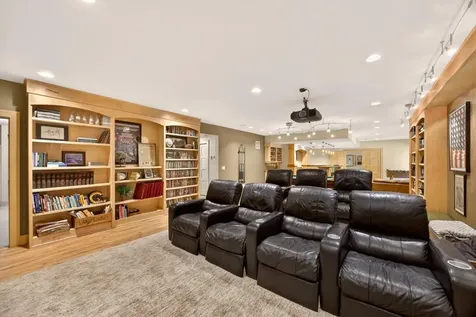 4400 Ettenmoor Lane SW Rochester MN 55902
