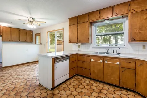 510 Douglas Avenue Carlos MN 56319