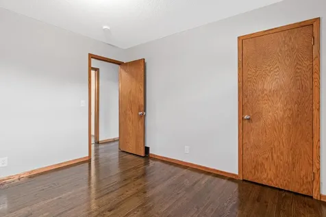 7990 E River Road Minneapolis MN 55432