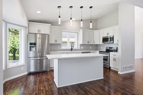 20911 Illinois Path Lakeville MN 55044