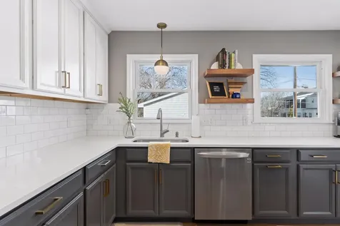 2010 W 54th Street Minneapolis MN 55419