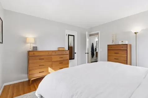 2010 W 54th Street Minneapolis MN 55419