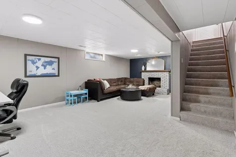 2010 W 54th Street Minneapolis MN 55419