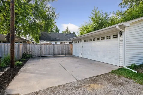 2010 W 54th Street Minneapolis MN 55419