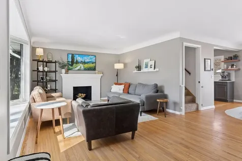 2010 W 54th Street Minneapolis MN 55419