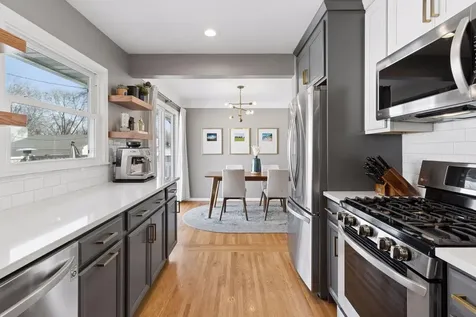 2010 W 54th Street Minneapolis MN 55419