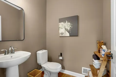 3582 Springwood Path Eagan MN 55123