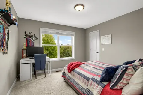 3582 Springwood Path Eagan MN 55123