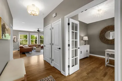 3582 Springwood Path Eagan MN 55123