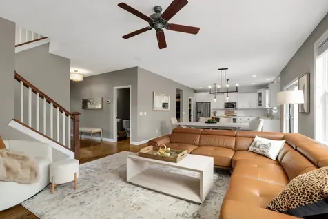 3582 Springwood Path Eagan MN 55123