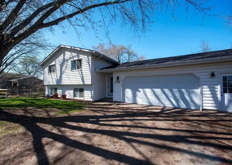 5710 314th Street Stacy MN 55079