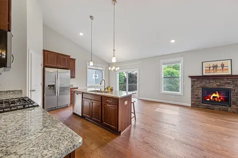 137 Bluff Lane Dundas MN 55019