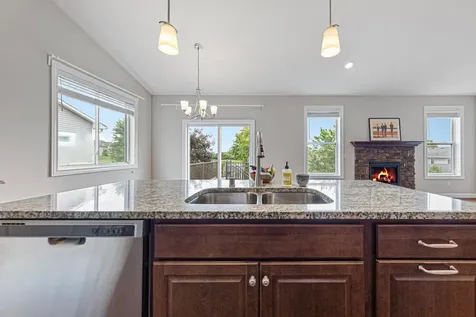 137 Bluff Lane Dundas MN 55019