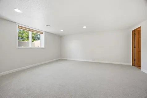1323 S River Drive Moorhead MN 56560