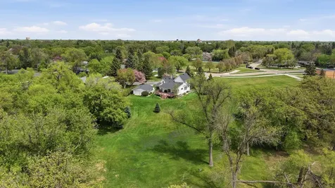 1323 S River Drive Moorhead MN 56560