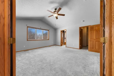 22608 Zion Parkway NW Oak Grove MN 55005